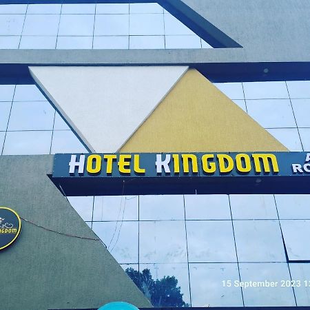 Hotel Kingdom 간디나가르 외부 사진